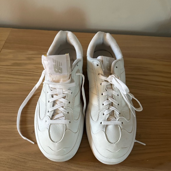 White New Balance C302 - Picture 2 of 2